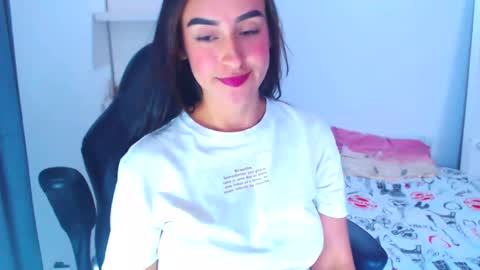 IG angie dreamgirl01 online show from February 4, 2025, 3:04 pm