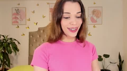 Snapshot of angie_modelo chatting on December 10, 2024, 1:32 am Anabella online show from December 10, 2024, 1:32 am