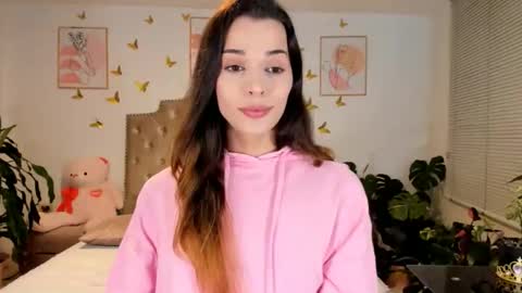 Snapshot of angie_modelo chatting on October 25, 2025, 11:54 pm Anabella online show from October 25, 2025, 11:54 pm