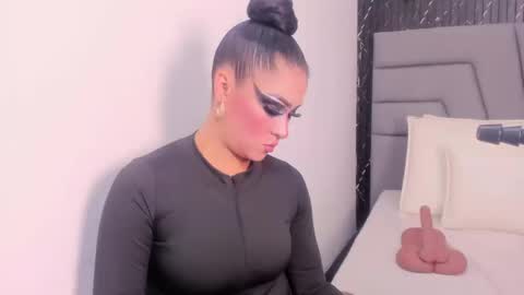 Snapshot of angie_will chatting on September 11, 2025, 3:56 pm A N G I E. online show from September 11, 2025, 3:56 pm