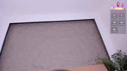 angy_avila online show from September 29, 2025, 11:37 am