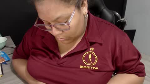 Snapshot of angy_ro12 chatting on February 15, 2025, 9:49 am angy online show from February 15, 2025, 9:49 am