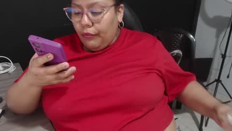 Snapshot of angy_ro12 chatting on February 23, 2025, 7:00 am angy online show from February 23, 2025, 7:00 am