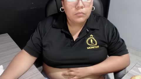 Snapshot of angy_ro12 chatting on September 25, 2025, 10:35 pm angy online show from September 25, 2025, 10:35 pm