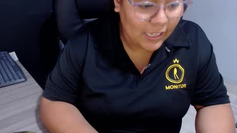 Snapshot of angy_ro12 chatting on October 20, 2025, 9:15 pm angy online show from October 20, 2025, 9:15 pm