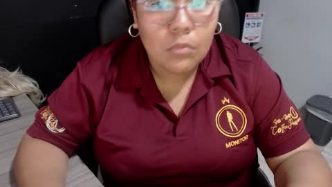 Snapshot of angy_ro12 chatting on November 7, 2025, 10:21 pm angy online show from November 7, 2025, 10:21 pm