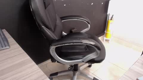 Snapshot of angy_ro12 chatting on November 18, 2025, 8:46 pm angy online show from November 18, 2025, 8:46 pm