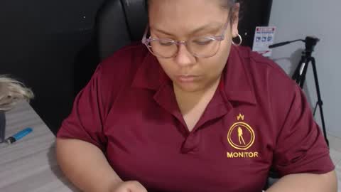 Snapshot of angy_ro12 chatting on November 29, 2025, 12:46 am angy online show from November 29, 2025, 12:46 am