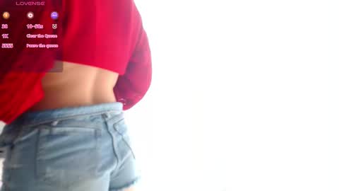 Ania online show from October 28, 2025, 8:11 pm