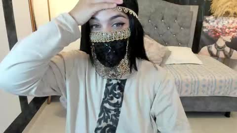 Snapshot of aniisaalii chatting on November 12, 2025, 2:39 pm Anissa online show from November 12, 2025, 2:39 pm