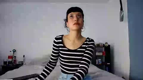 Anika And Lowen Your Thumbs Up Are Super Important For Us  online show from February 19, 2025, 8:41 pm