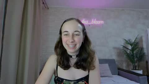 Snapshot of anikabloom chatting on January 28, 2025, 4:39 am anikabloom online show from January 28, 2025, 4:39 am