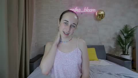 Snapshot of anikabloom chatting on February 21, 2025, 2:17 am anikabloom online show from February 21, 2025, 2:17 am