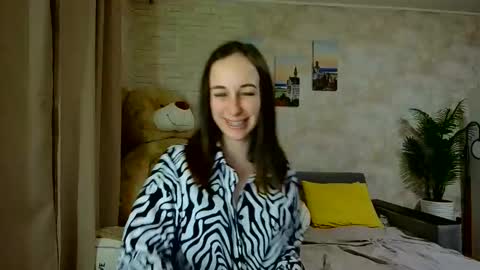 Snapshot of anikabloom chatting on December 15, 2025, 6:45 pm anikabloom online show from December 15, 2025, 6:45 pm