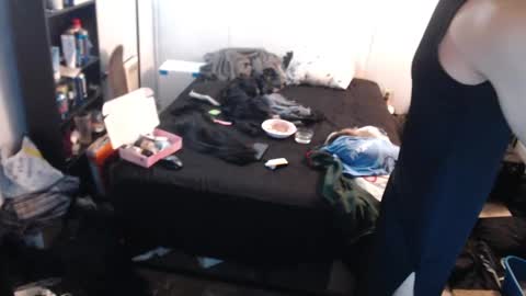 Snapshot of anilyseardor chatting on March 2, 2025, 9:10 am Ani online show from March 2, 2025, 9:10 am