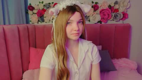 Alica online show from November 5, 2025, 2:33 am