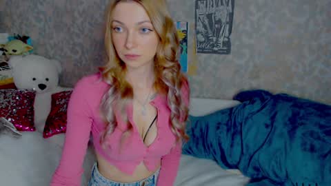 Snapshot of anita_moon_ chatting on January 5, 2025, 6:24 pm anita_moon_ online show from January 5, 2025, 6:24 pm