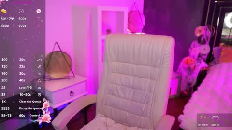 Snapshot of anitalevanta chatting on November 1, 2025, 6:43 pm Anita online show from November 1, 2025, 6:43 pm