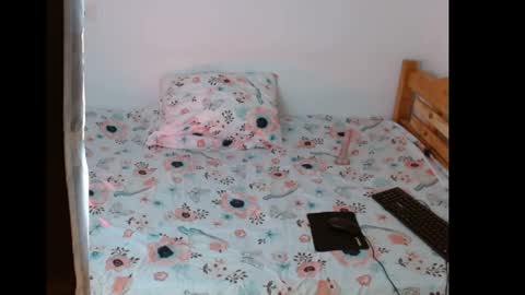 Snapshot of anitaturnerr chatting on February 19, 2025, 1:40 am anitaturnerr online show from February 19, 2025, 1:40 am