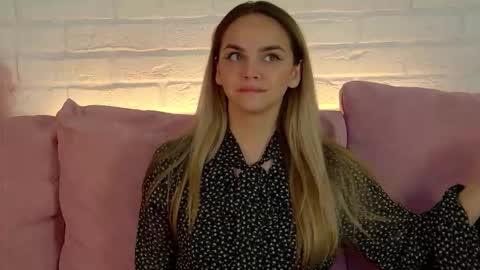 Snapshot of anitaventure chatting on September 14, 2025, 4:22 am AnitaVenture online show from September 14, 2025, 4:22 am