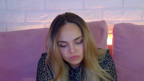 Snapshot of anitaventure chatting on September 20, 2025, 4:19 pm AnitaVenture online show from September 20, 2025, 4:19 pm