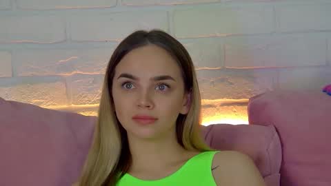 Snapshot of anitaventure chatting on December 4, 2025, 5:06 am AnitaVenture online show from December 4, 2025, 5:06 am