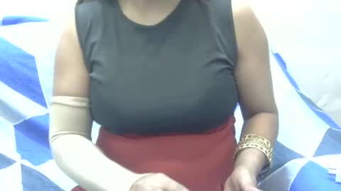 anjali_dogra786 online show from December 4, 2025, 9:29 am