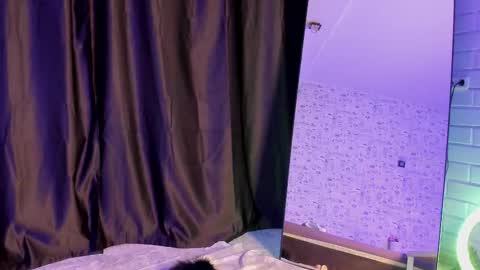 Angel online show from October 23, 2025, 6:17 pm