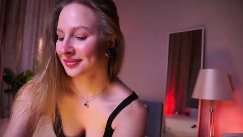 Snapshot of ann__levine chatting on October 15, 2025, 1:55 pm Ann online show from October 15, 2025, 1:55 pm