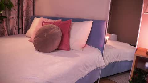 Snapshot of ann__levine chatting on October 24, 2025, 2:57 pm Ann online show from October 24, 2025, 2:57 pm