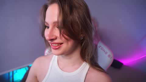 Snapshot of ann__levine chatting on November 21, 2025, 2:05 pm Ann online show from November 21, 2025, 2:05 pm