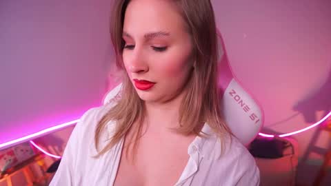 Snapshot of ann__levine chatting on November 27, 2025, 2:41 pm Ann online show from November 27, 2025, 2:41 pm