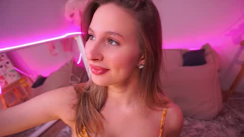 Snapshot of ann__levine chatting on November 28, 2025, 2:42 pm Ann online show from November 28, 2025, 2:42 pm