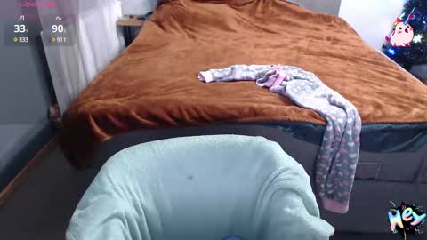 Anadirectgirl online show from December 16, 2024, 10:29 am