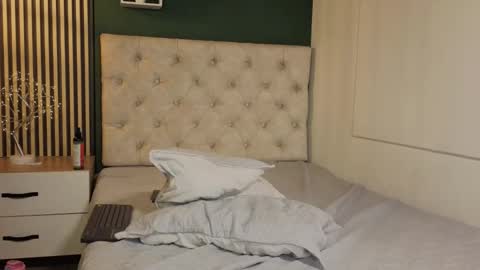 Snapshot of anna_beneet chatting on September 24, 2025, 3:10 am anna_beneet online show from September 24, 2025, 3:10 am
