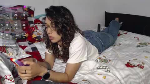 Snapshot of anna_dlove_cam chatting on December 27, 2024, 7:03 pm Anna online show from December 27, 2024, 7:03 pm