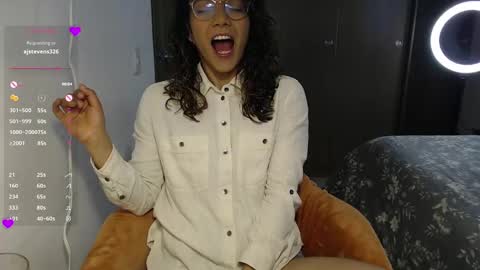 Snapshot of anna_dlove_cam chatting on January 17, 2025, 3:00 pm Anna online show from January 17, 2025, 3:00 pm