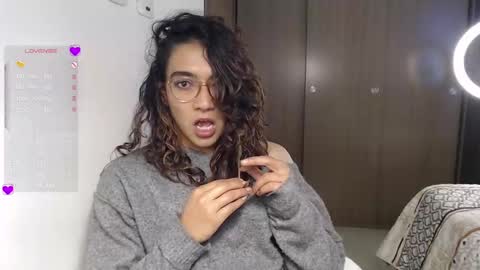 Snapshot of anna_dlove_cam chatting on January 22, 2025, 6:10 pm Anna online show from January 22, 2025, 6:10 pm