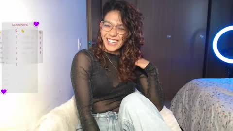 Snapshot of anna_dlove_cam chatting on February 4, 2025, 5:55 pm Anna online show from February 4, 2025, 5:55 pm