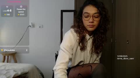 Snapshot of anna_dlove_cam chatting on September 12, 2025, 3:34 pm Anna online show from September 12, 2025, 3:34 pm