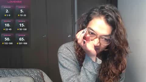 Snapshot of anna_dlove_cam chatting on October 7, 2025, 3:31 pm Anna online show from October 7, 2025, 3:31 pm