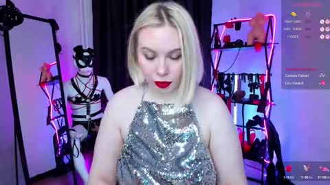 Snapshot of anna_maxwell chatting on October 10, 2025, 1:59 am Anna online show from October 10, 2025, 1:59 am