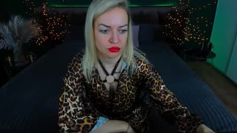 Snapshot of anna_snow9 chatting on September 9, 2025, 5:40 am anna_snow9 online show from September 9, 2025, 5:40 am