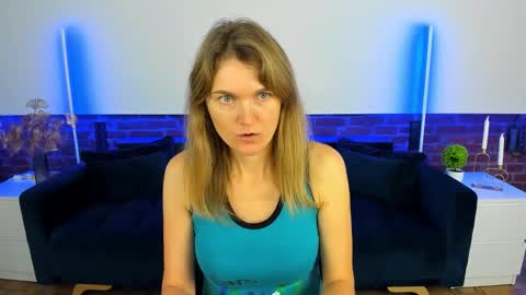 Snapshot of annabel_xxx chatting on October 26, 2025, 6:52 am Annabel online show from October 26, 2025, 6:52 am