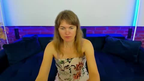 Snapshot of annabel_xxx chatting on November 16, 2025, 6:30 am Annabel online show from November 16, 2025, 6:30 am