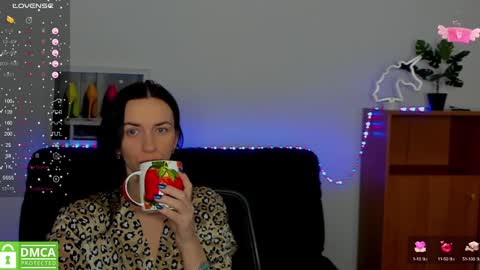 Snapshot of annakillian_kiss chatting on February 8, 2025, 6:33 am Anna online show from February 8, 2025, 6:33 am