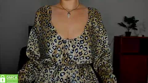 Snapshot of annakillian_kiss chatting on October 24, 2025, 5:48 am Anna online show from October 24, 2025, 5:48 am