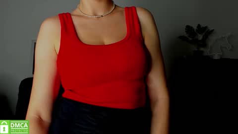 Snapshot of annakillian_kiss chatting on November 30, 2025, 6:28 am Anna online show from November 30, 2025, 6:28 am