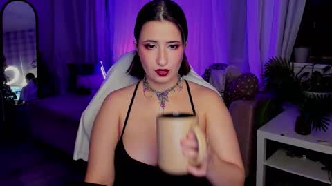 Snapshot of annalluring chatting on September 15, 2025, 10:43 pm annalluring online show from September 15, 2025, 10:43 pm