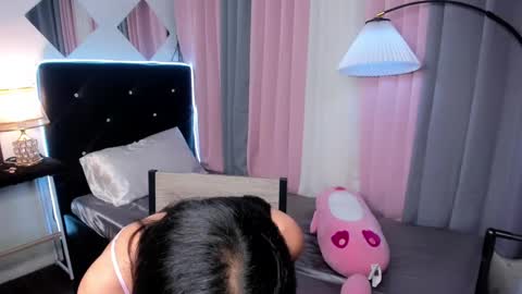 AshyElliston online show from January 22, 2025, 2:35 pm